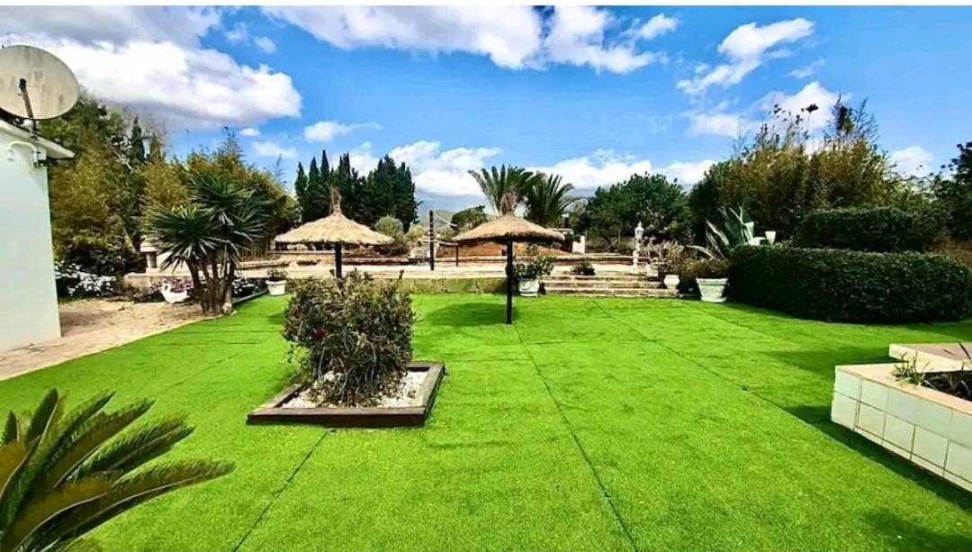 Villa Paradise *